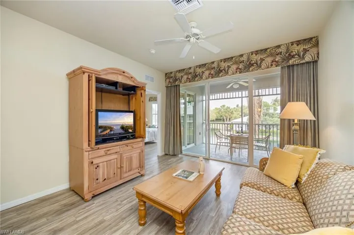 7920 Mahogany Run Ln 1024, Naples, Florida 34113