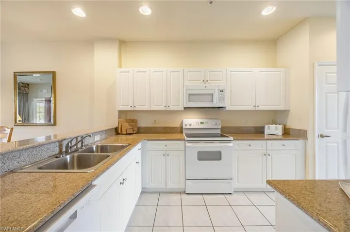 7920 Mahogany Run Ln 1024, Naples, Florida 34113