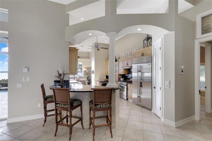 1076  Old Marco  LN, MARCO ISLAND, FL 34145