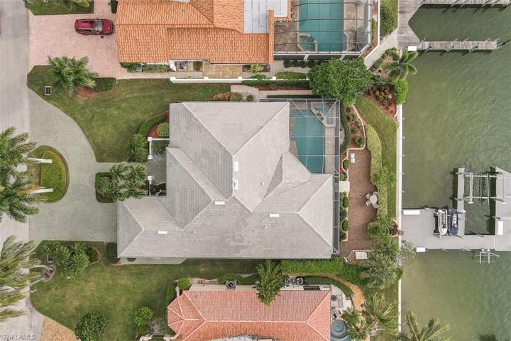1076  Old Marco  LN, MARCO ISLAND, FL 34145