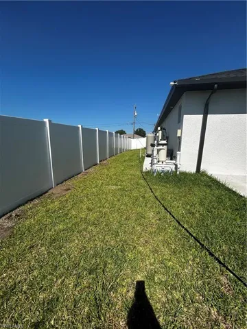 1008 Nw 12th Ave, Cape Coral, Florida 33993