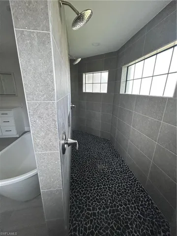 1008 Nw 12th Ave, Cape Coral, Florida 33993