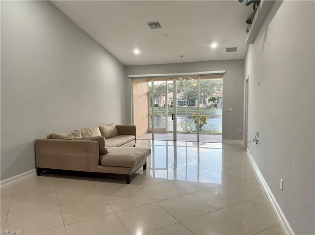 8153 Sanctuary Dr 2, Naples, Florida 34104