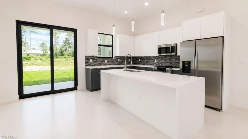 763  Pinecastle  DR, Lehigh Acres, FL 33974