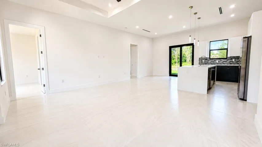 763  Pinecastle  DR, Lehigh Acres, FL 33974
