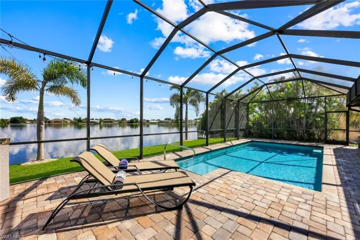 401 Ne 19th Pl, Cape Coral, Florida 33909