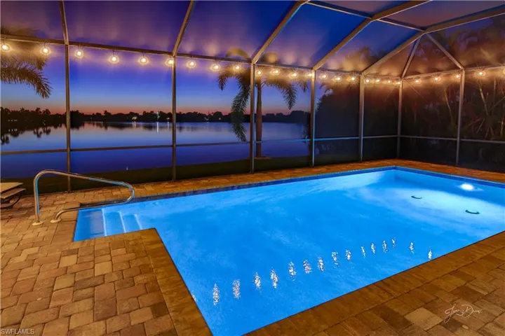 401 Ne 19th Pl, Cape Coral, Florida 33909