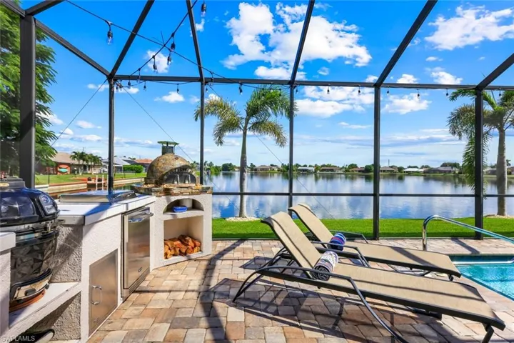 401 Ne 19th Pl, Cape Coral, Florida 33909