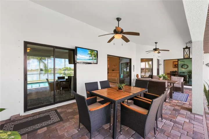 401 Ne 19th Pl, Cape Coral, Florida 33909