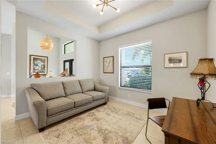 401 Ne 19th Pl, Cape Coral, Florida 33909