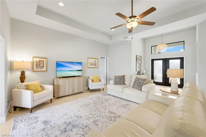 401 Ne 19th Pl, Cape Coral, Florida 33909