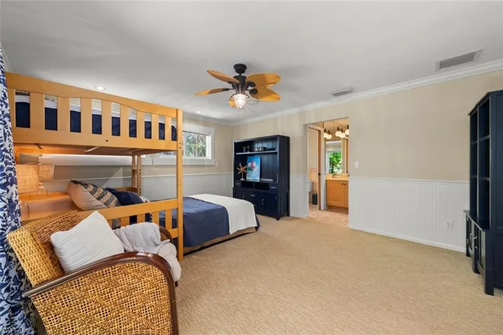 En Suite Guest Bed.