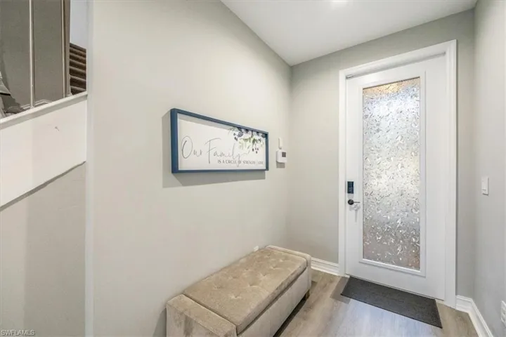 7320  Rockefeller  DR, Naples, FL 34119