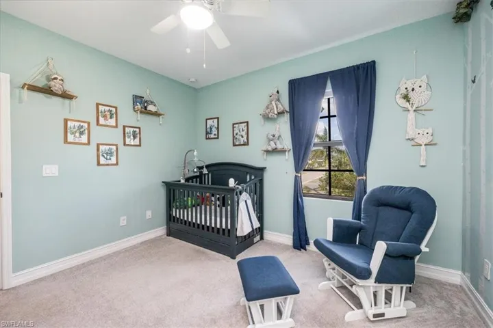7320  Rockefeller  DR, Naples, FL 34119