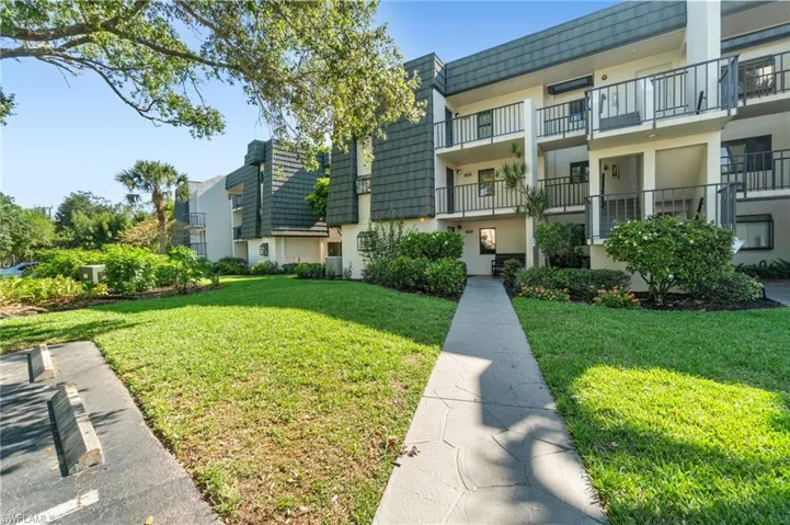 1526 Oyster Catcher Pt 1526a, Naples, Florida 34105