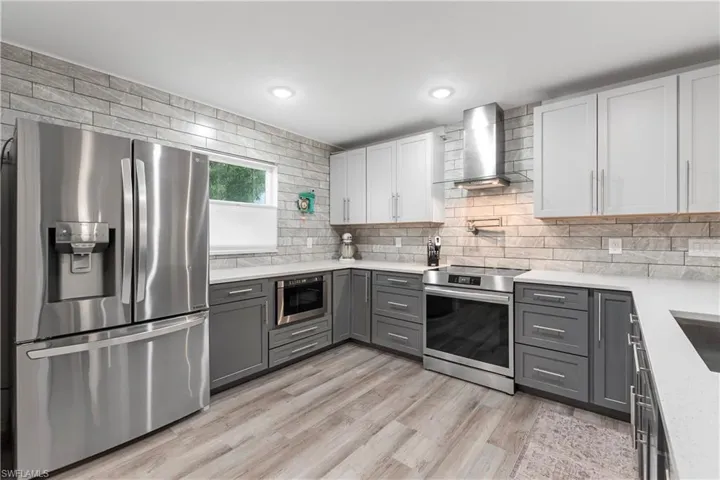 14241 Chancellor St, Fort Myers, Florida 33905