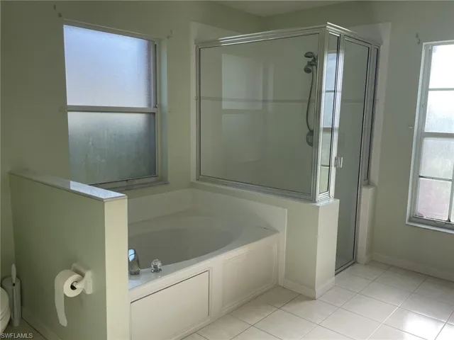 428 Se 13th Pl, Cape Coral Fl 33990