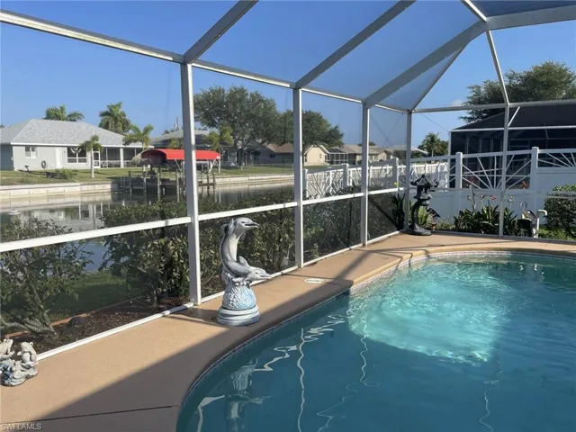 428 Se 13th Pl, Cape Coral Fl 33990