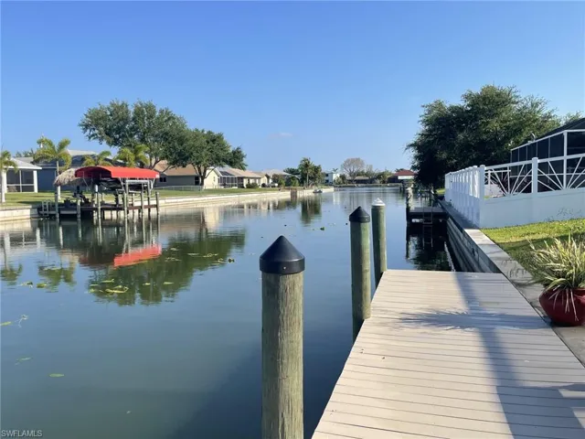 428 Se 13th Pl, Cape Coral Fl 33990