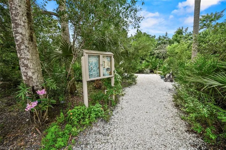 24827  Lakemont Cove  LN, Bonita Springs, FL 34134