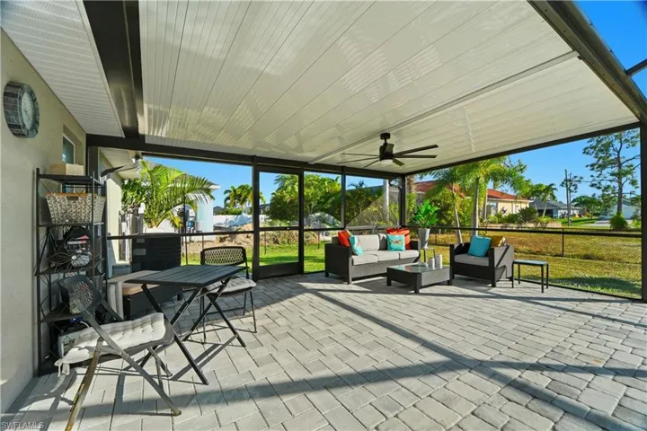 2714 Nw 22nd Ter, Cape Coral, Florida 33993
