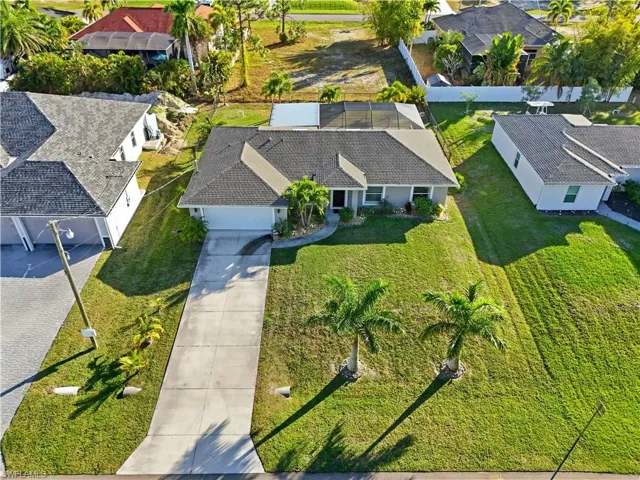 2714 Nw 22nd Ter, Cape Coral, Florida 33993