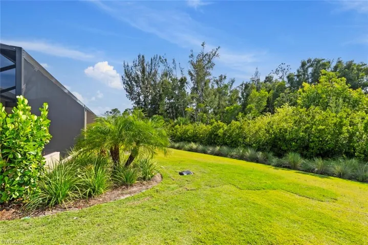 8849  Yucatan  CT, Naples, FL 34112