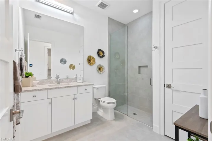 8849  Yucatan  CT, Naples, FL 34112
