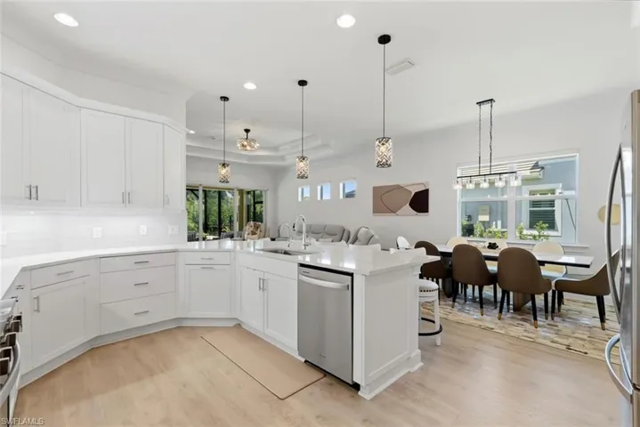 8849  Yucatan  CT, Naples, FL 34112