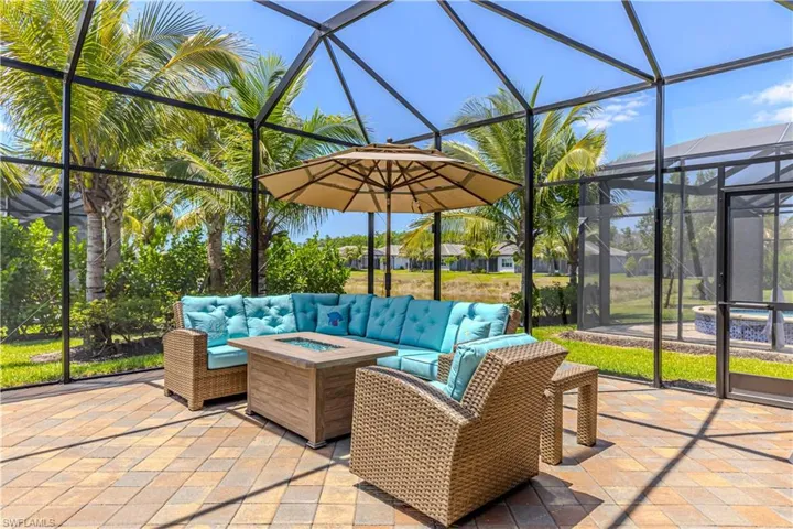 11458  Jacaranda  DR, Naples, FL 34120