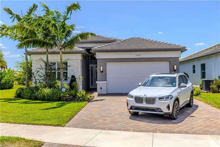 11458  Jacaranda  DR, Naples, FL 34120