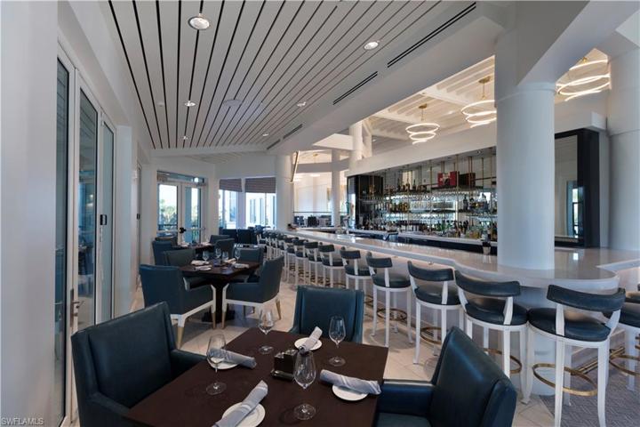 Beach Club Bar