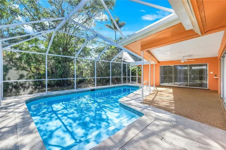 268  Baltusrol  DR, Naples, FL 34113