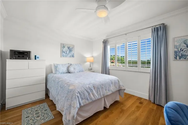Guest bedroom is on the front side of the unit