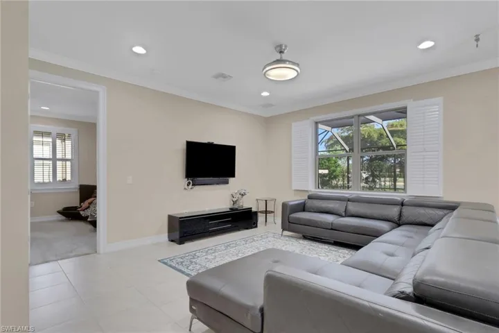 16309 Aberdeen Way, Naples, Florida 34110
