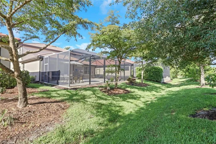 16309 Aberdeen Way, Naples, Florida 34110