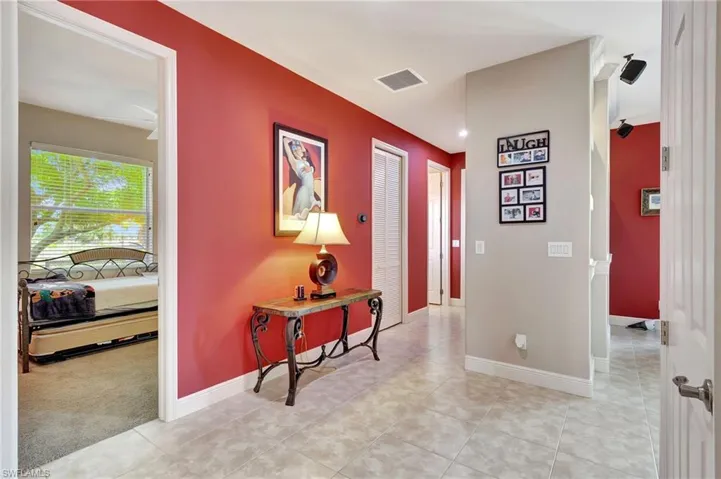 24' high entry & foyer