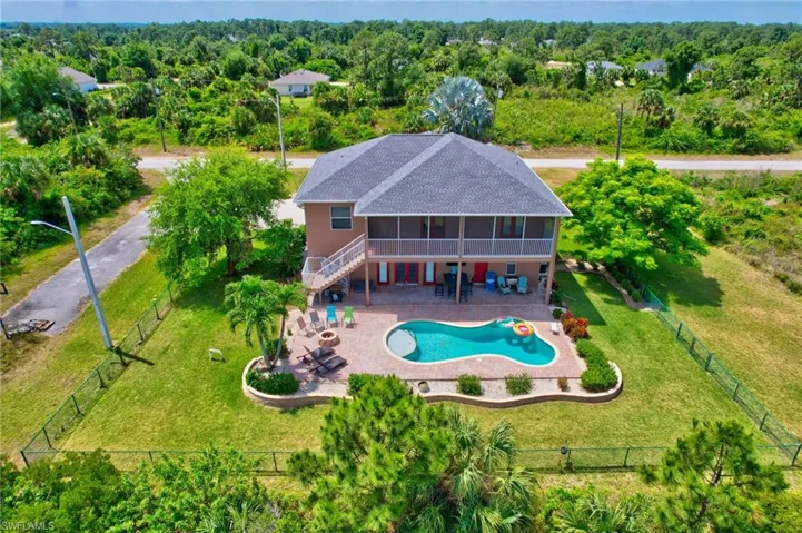Quality built by Worthington Homes.