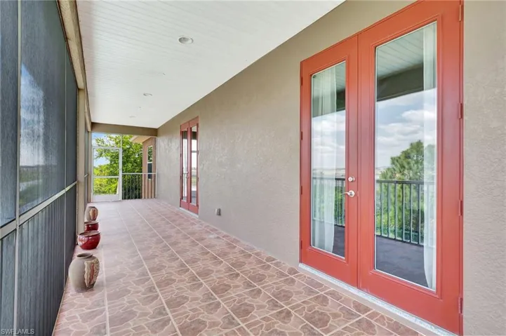 Screen Porch is 50'x8'