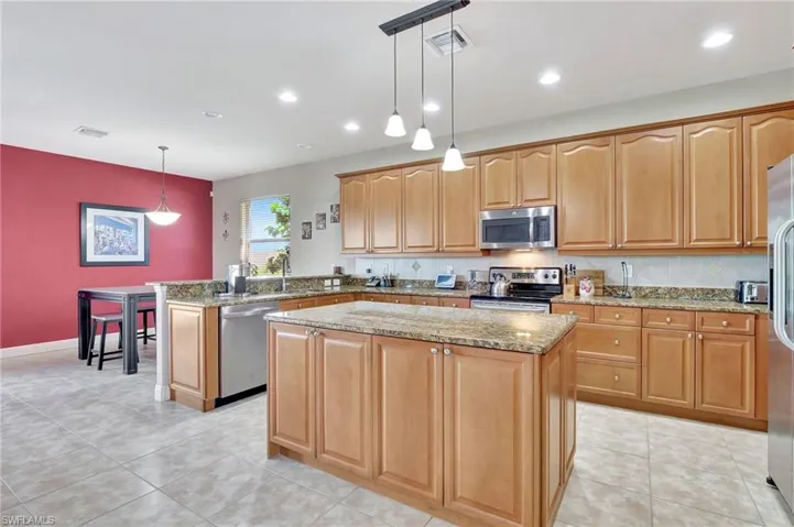 Gourmet Kitchen with an island