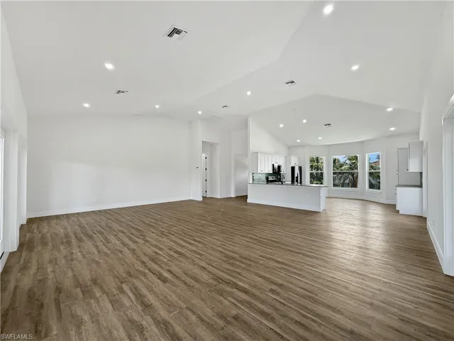 Spacious Great Room