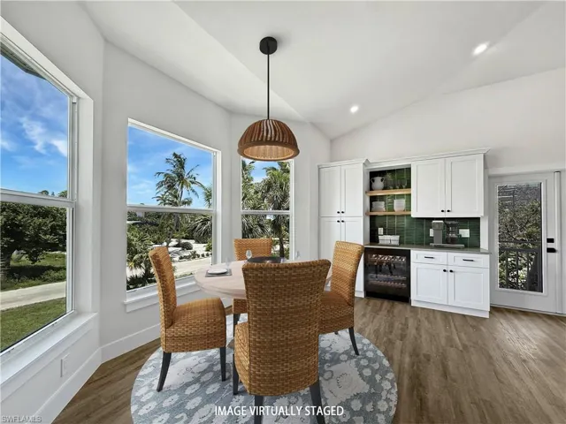 Kitchen w Dry Bar virtually staged
