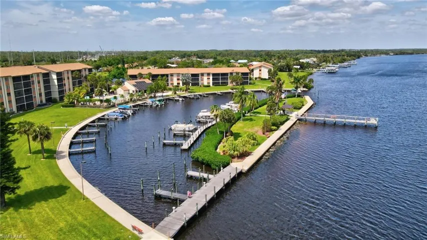 16000  Bay Pointe  BLVD, North Fort Myers, FL 33917