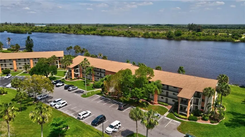 16000  Bay Pointe  BLVD, North Fort Myers, FL 33917
