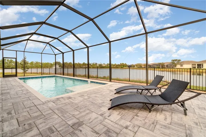 3281  Baravaldo  CIR, Cape Coral, FL 33909