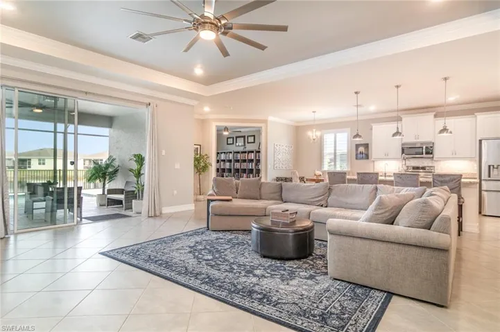 3281  Baravaldo  CIR, Cape Coral, FL 33909