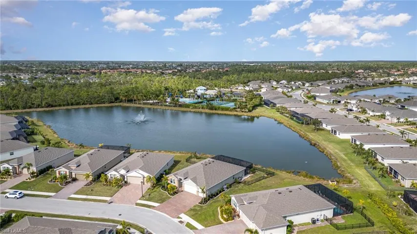 3281  Baravaldo  CIR, Cape Coral, FL 33909