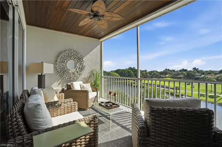 1600 Clermont Dr # 302, Naples, Florida 34109