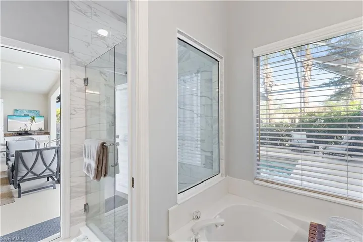 Bathroom with independent shower and bath