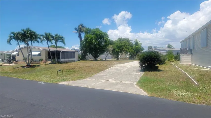 4700  Fiji  LN, Bonita Springs, FL 34134